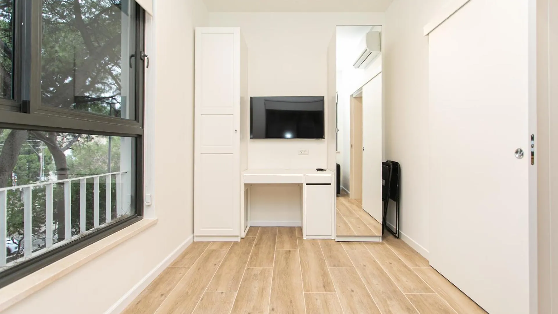 Carmel Boutique Apartments 하이파